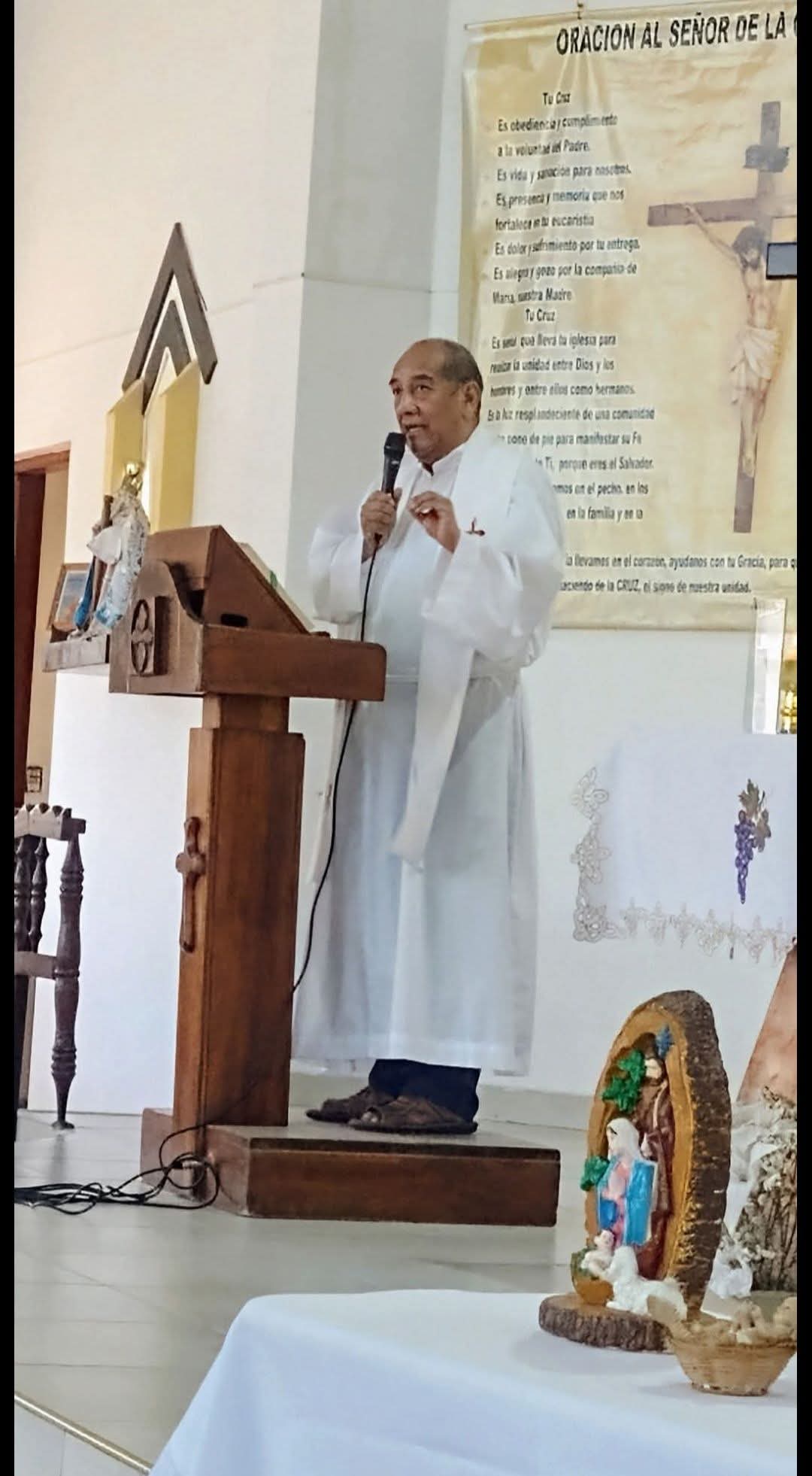 Padre Rene Ruiz 